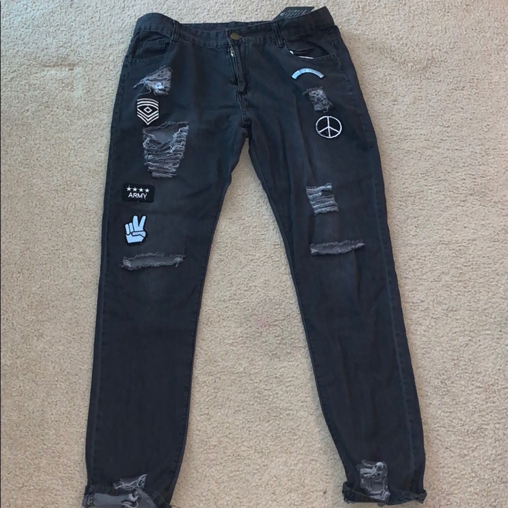 Reverse Men’s Black distressed jeans w/patch work